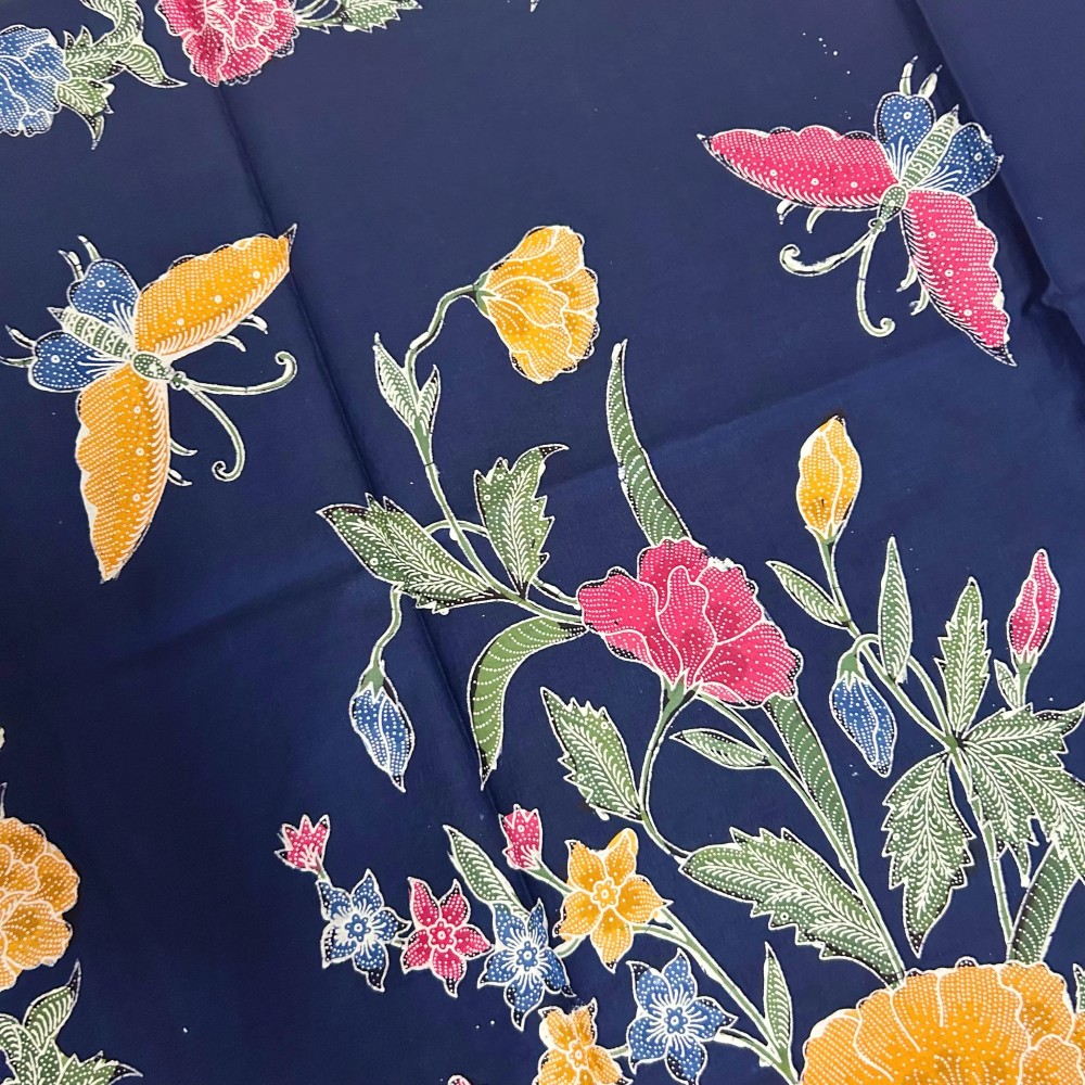Butterflies among the Flowers Stalks Classic - Navy Butterflies among the Flowers Stalks Classic - Navy